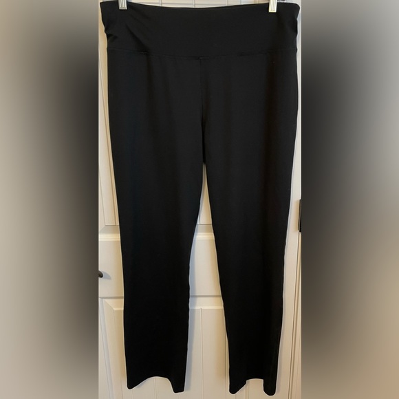 Avia Pants - Avia women’s black yoga pants with waist tie & pocket in back in the waistband.